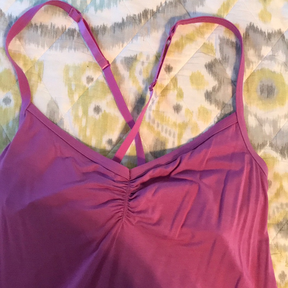 Excellent condition worn once crisscross sleep